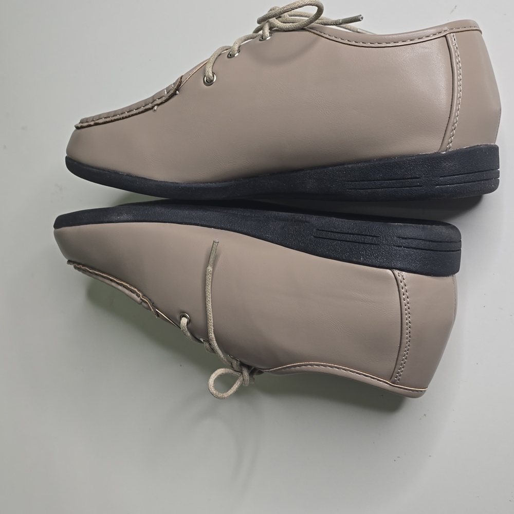 Women's Angel Steps Dasher Lace -Up Shoes 8 Taupe - Picture 9 of 13